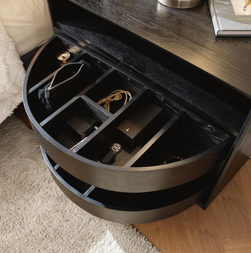 Faustus Nightstand
